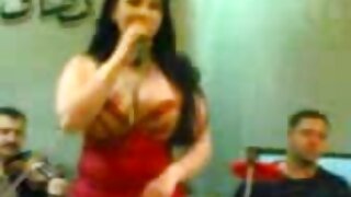 مزیدار busty بیب کار ...
