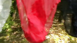 لٹکی ہوئی کسبی اپنے  ...
